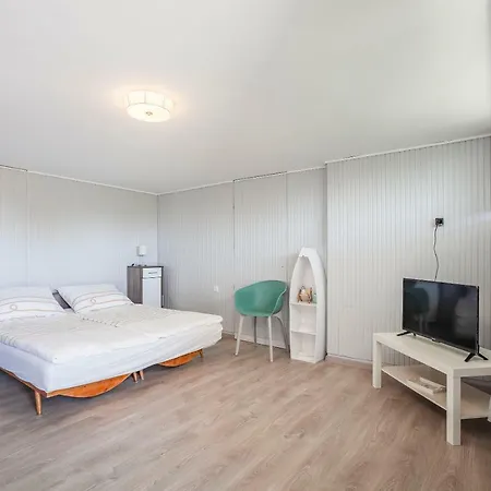 Mirador Balaton Panorama & Jacuzzi 빌라 벌러토너커러처