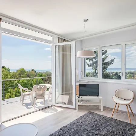 Mirador Balaton Design *